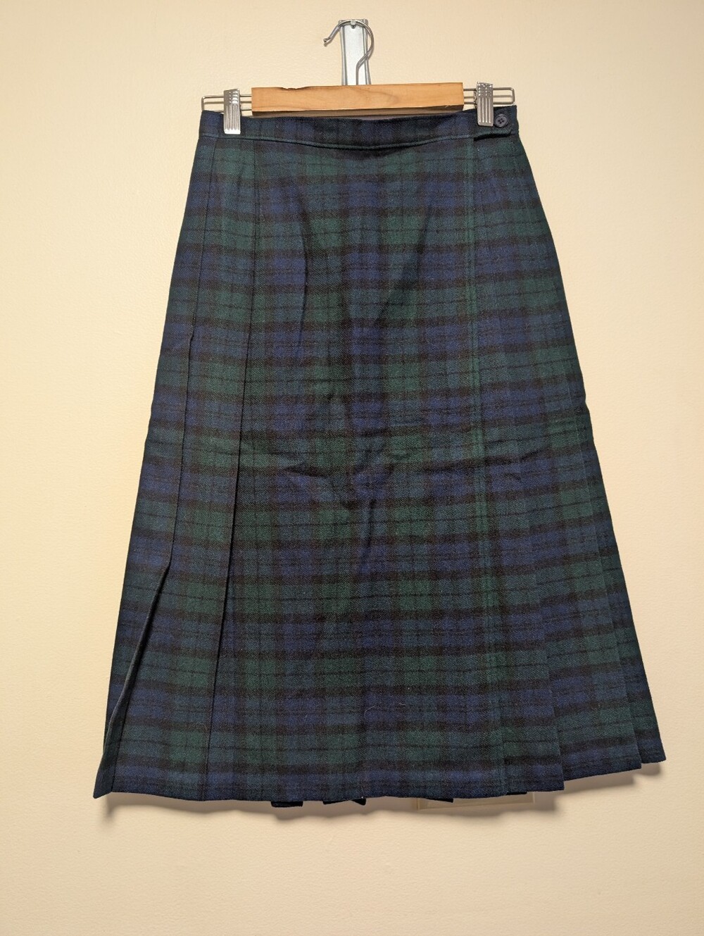 Pendleton Black Watch Plaid Virgin Wool Pleated Skirt Size 12 - Picture 4 of 6